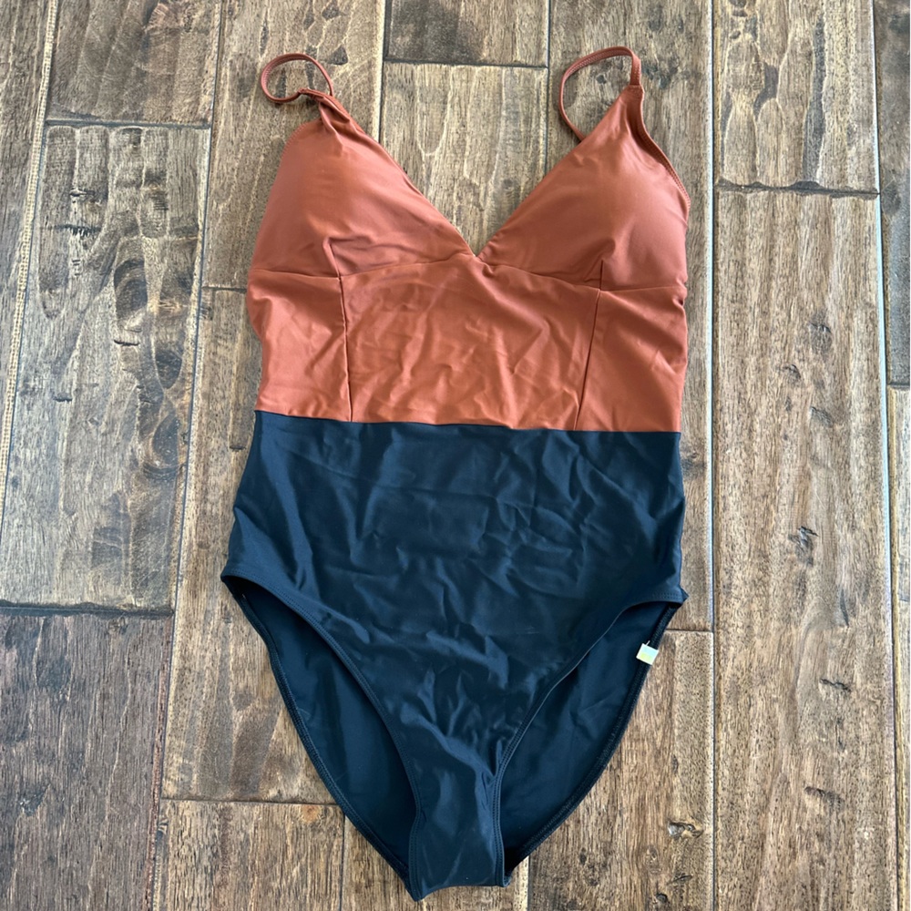 Summersalt The Long Torso Wave - Amber & Sea Urchin one piece swimsuit.